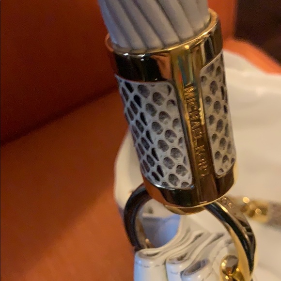 Michael Kors Tonne Hobo Bag - Picture 5 of 11